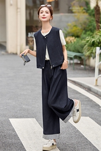 时尚条纹拼接休闲套装女2025夏新款洋气休闲马甲阔腿裤搭配一整套图片