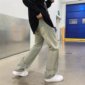 新款时尚潮男百搭宽松牛仔裤图片