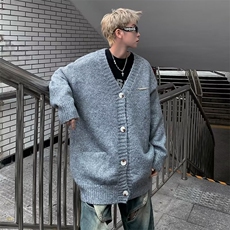 灰色