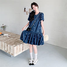 2025新款夏装刺绣牛仔连衣裙鱼尾裙2545-P135k198，女装连衣裙，2D009