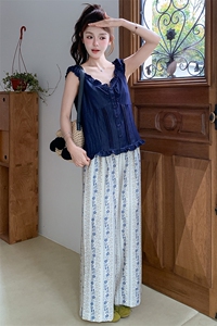 夏季新款少女感显瘦碎花阔腿裤两件套温柔系穿搭法式牛仔小衫套装图片