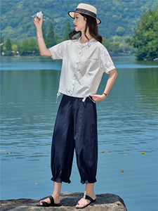 花边领夏季薄款上衣女撞色扣子透气纯棉衬衫宽松休闲松紧下摆图片