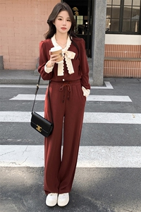 2024春季新款针织两件套蝴蝶结新年红色针织打底衫女高级短款套装图片