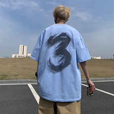 天蓝色