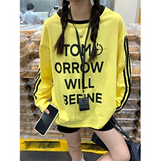 黄色