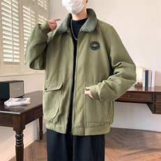 军绿色