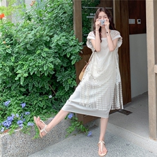 法式设计感不规则流苏拼接刺绣连衣裙女2025夏季新款绝美显瘦长裙，女装连衣裙，2C323