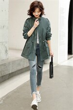 短款风衣女2025年新款韩版宽松百搭时尚流行工装休闲外套图片