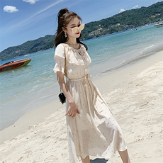 十一少女lii3.15新品”春风吹“挂脖气质俏皮碎花长裙连衣裙，女装连衣裙，依多米