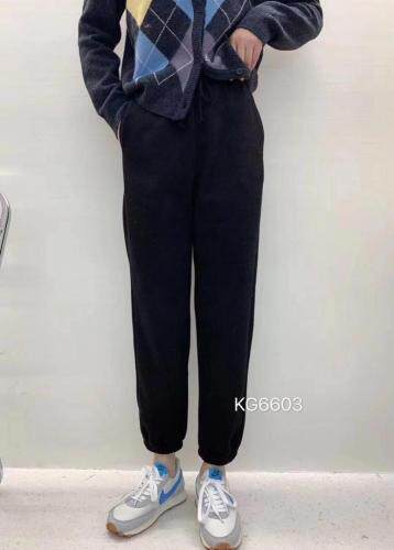 名欧淇淇 MOQQ102907