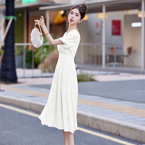 黄螺色印花连衣裙优雅淑女气质显瘦中长款A字裙泡泡袖甜美仙女裙图片
