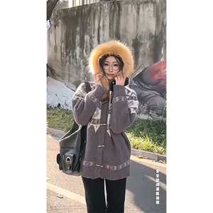 重磅北极绒座山雕大毛毛领毛衣外套冬美式复古休闲慵懒风针织开衫图片