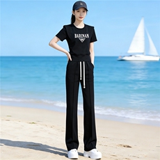 小众设计感时尚运动休闲套装女夏圆领字母短袖上衣休闲长裤两件套，女装套装/套裙，江南