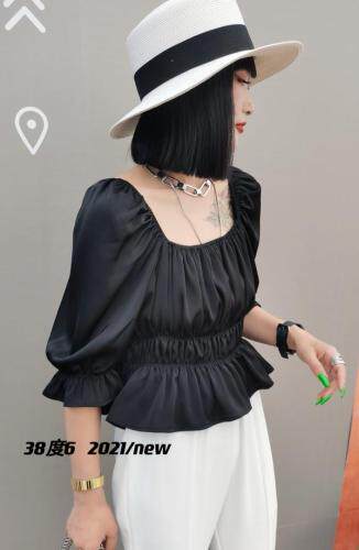 百搭显瘦上衣搭配时尚云朵裤，女装，38度6