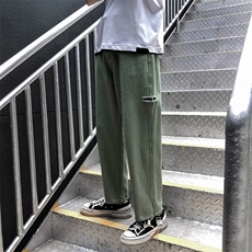 军绿色