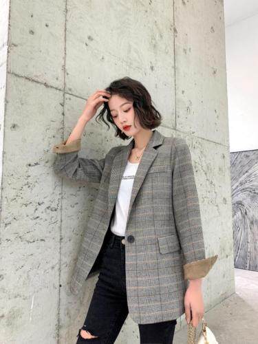 【现货】春款上新。新款春装西装小外套，女装西装，依歌贝诺