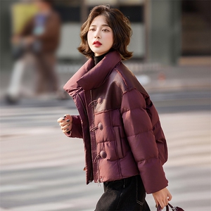 小个子羽绒服女2024冬季新款独特超好看设计感短款红色拼皮厚外套图片