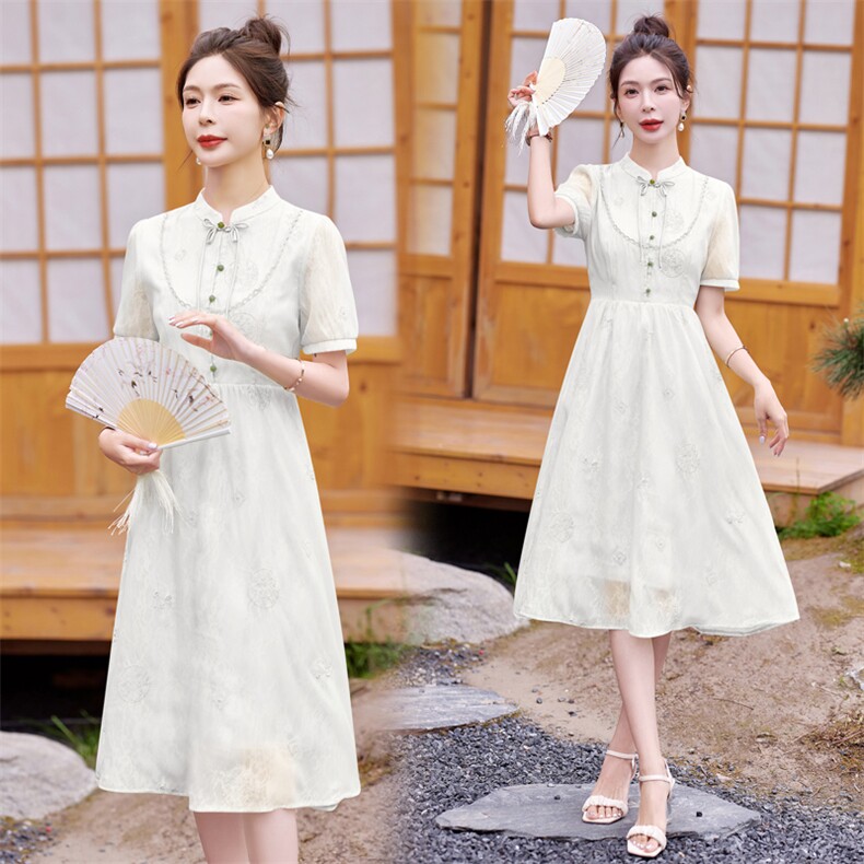 绿色新中式国风连衣裙女2024新款夏季气质绝美改良旗袍日常可穿,女装连衣裙,难舍钰依