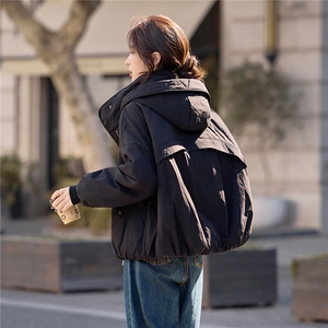 填充棉羊毛黑色保暖厚棉服女2026冬季新款连帽气质百搭设计感外套图片