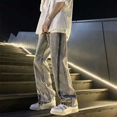 黑灰色