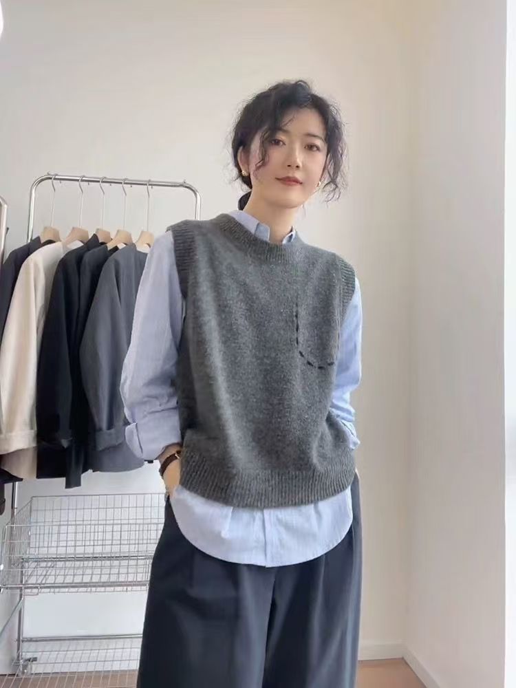 时尚百搭女士秋冬圆领假兜马甲羊毛外套,女装马甲,胜酷羊绒
