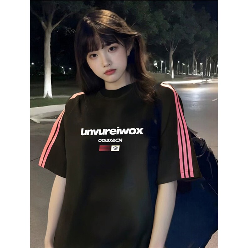 抖音得物品质二开240克宽松纯棉美式潮牌印花三条杠中性风短袖T恤图片