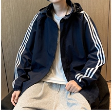 藏青色