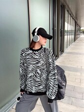 斑马条卫衣S-M，女装卫衣/绒衫，尚映