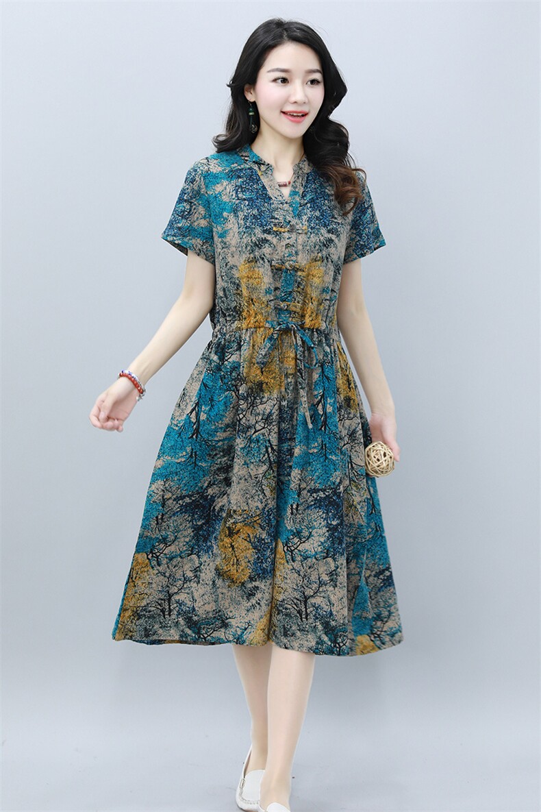 大摆型2021年夏季短袖中长款X型花色甜美V领中腰显瘦连衣裙,女装连衣裙,雪樱依海