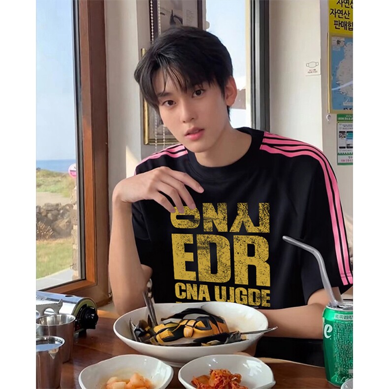 抖音得物品质二开240克宽松纯棉美式潮牌印花三条杠中性风短袖T恤,男装T恤,电商A486-1