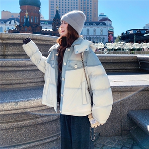 时尚撞色牛仔拼接羽绒服女冬季新款小个子设计感保暖外套面包服图片