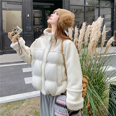 现货有买家秀皮毛一体拼接羽绒服90绒2c307-8918p275k388，女装羽绒服，2C307