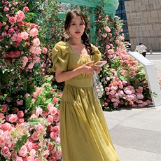 绿色收腰显瘦天丝连衣裙女2023夏季新款法式温柔轻熟风气质桔梗裙，女装连衣裙，一九零