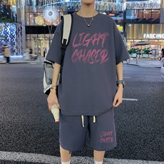 深灰色