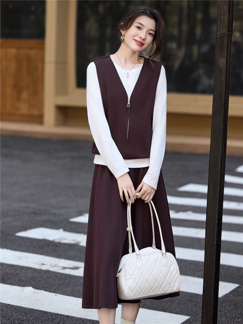 松弛感休闲套装裙女2025秋季新款假两件拼接长袖上衣半身裙两件套,女装套装/套裙,简韵佳