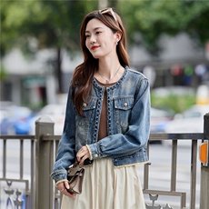 小个子牛仔外套女2025春秋季新款今年流行时尚圆领夹克上衣简约，女装牛仔外套，靓衣阁