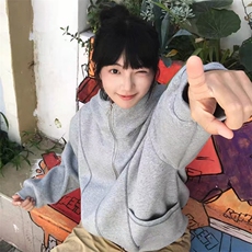 浅灰色