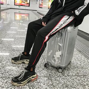 703 港风男式休闲运动裤 针织拼色印花束脚长裤图片