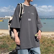 深灰色