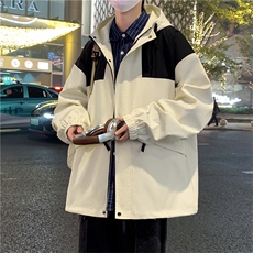 米白色