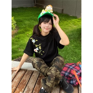 美式高街刺绣花卉短袖t恤女夏季2025新款宽松小众设计感半袖上衣图片