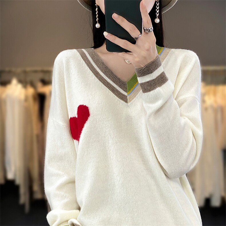 时尚百搭爱心拼接女士羊毛衫V领宽松显瘦毛衣,女装羊毛衫,莺澜羊绒