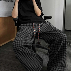 深灰色