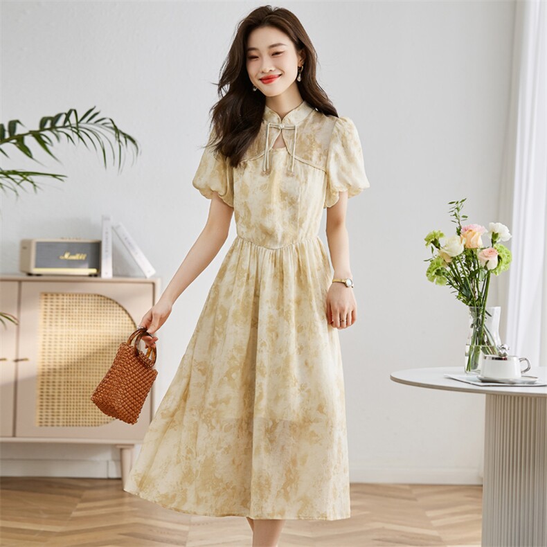 千百惠2025夏季新款时尚百搭显瘦高腰A字连衣裙女潮,女装连衣裙,采品优优