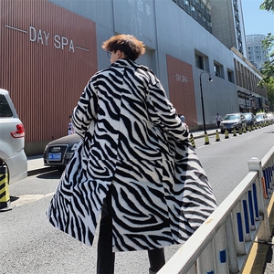 19凹造型立体裁剪斑马纹外套男冬季夹棉中长款毛呢大衣mj245图片