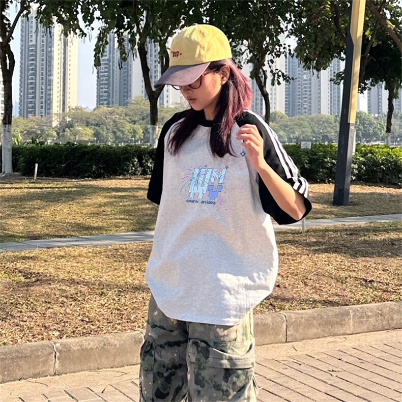 抖音得物品质二开240克宽松纯棉美式潮牌插肩三杠织带短袖T恤图片