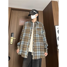 咖啡色