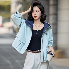 【大量现货】2025年冬季新款时尚连帽棉服短款休闲运动风撞色棉服，女装棉衣/棉服，依路服饰