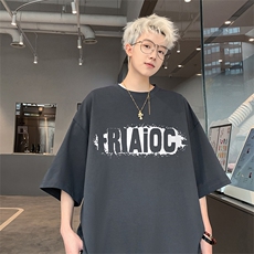 灰色