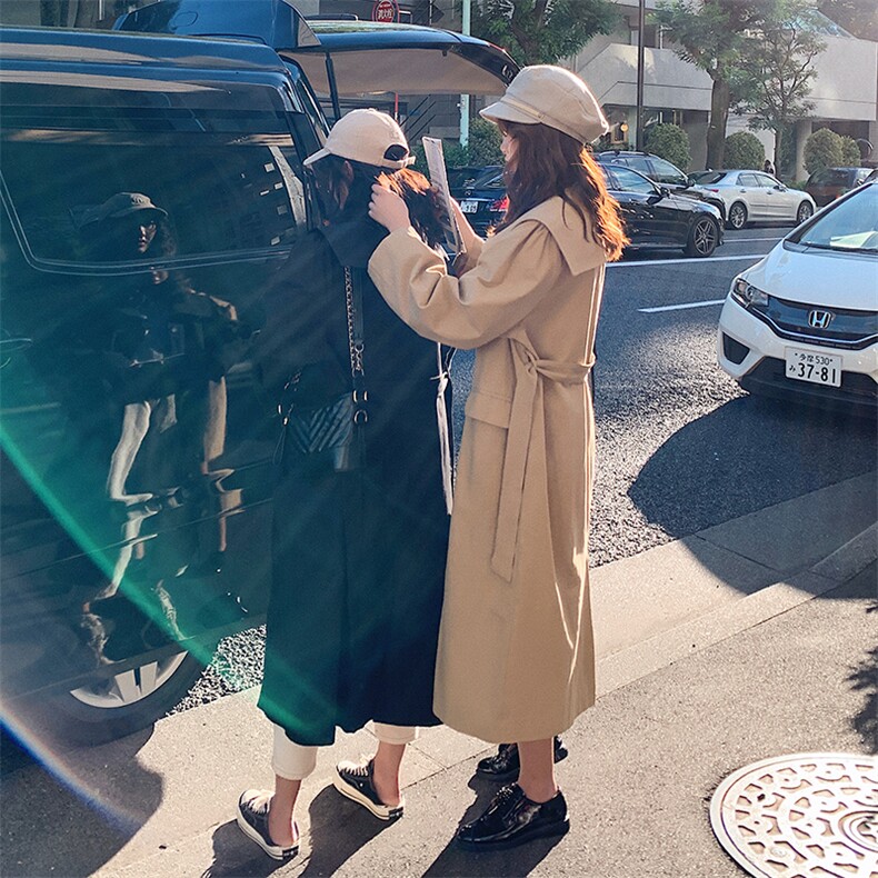 现货2021春季新款娃娃领收腰长款风衣浙宝292A，女装风衣，时倾STUDIO